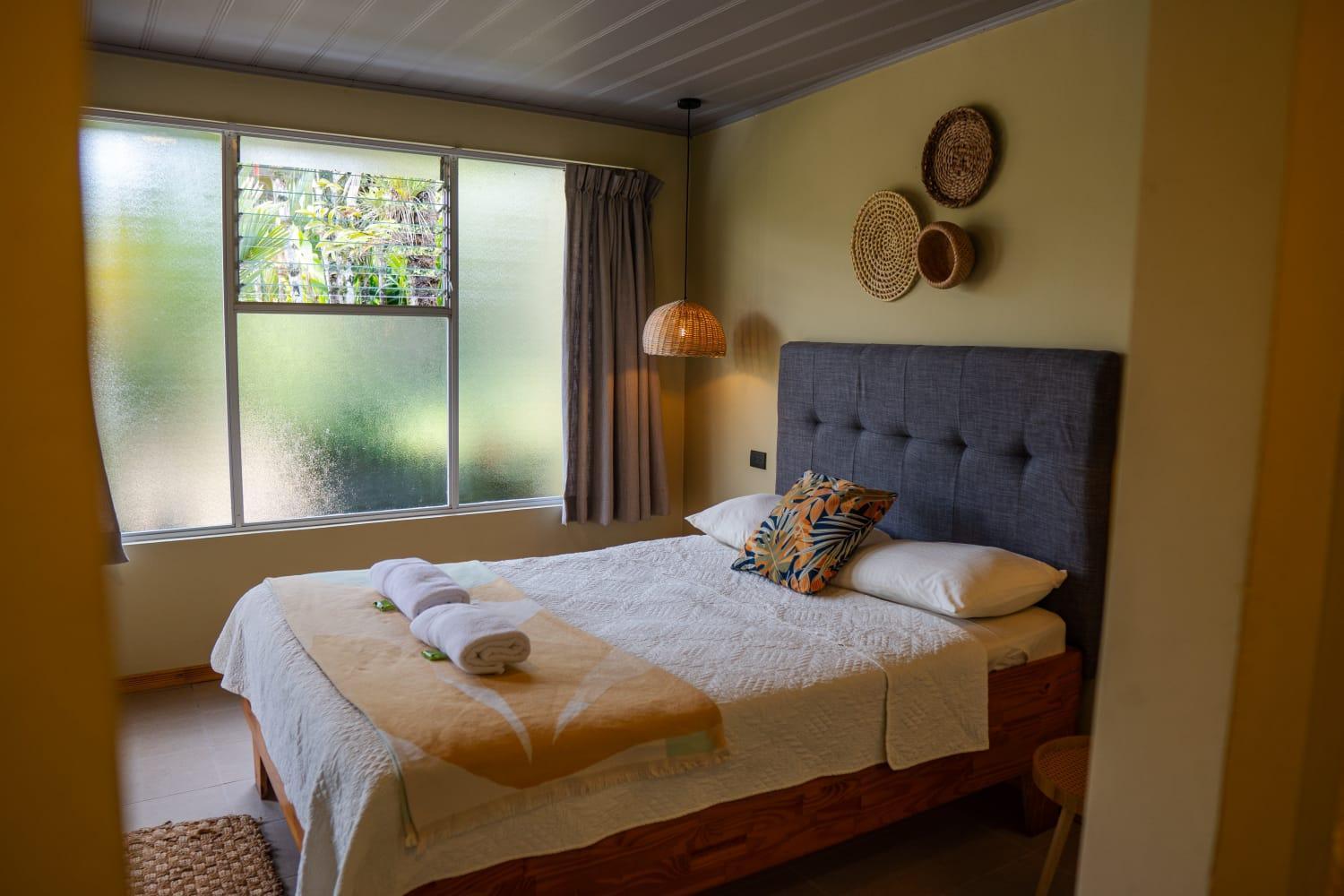 Hotel Y Cabinas Del Tropico Guápiles Eksteriør billede